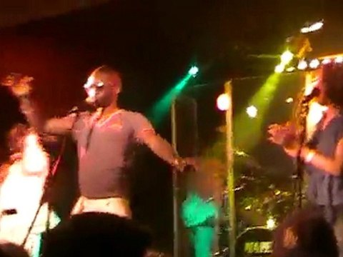 NONO MANZANZA AU GIBUS CLUB AVRIL 2010(PICOLER AVEC MODERA)