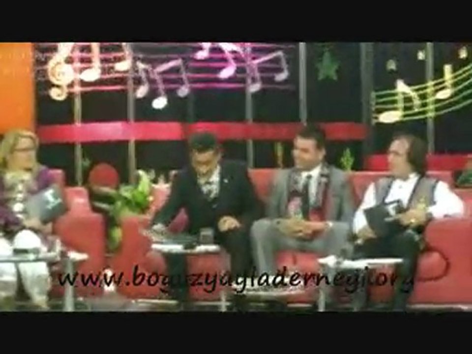 TEMO TV FOLKLOR EKİBİ VE BASKANIMIZIN KONUSMASI