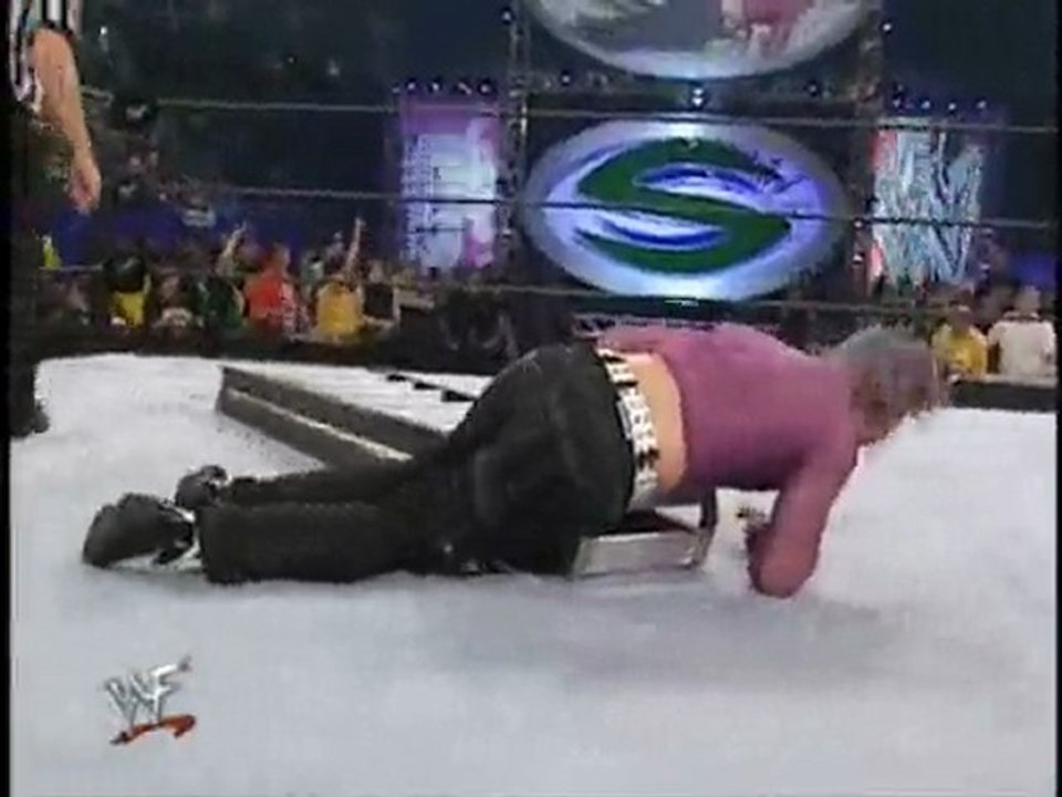 Jeff Hardy vs Rvd Summerslam 01 Ladder Match