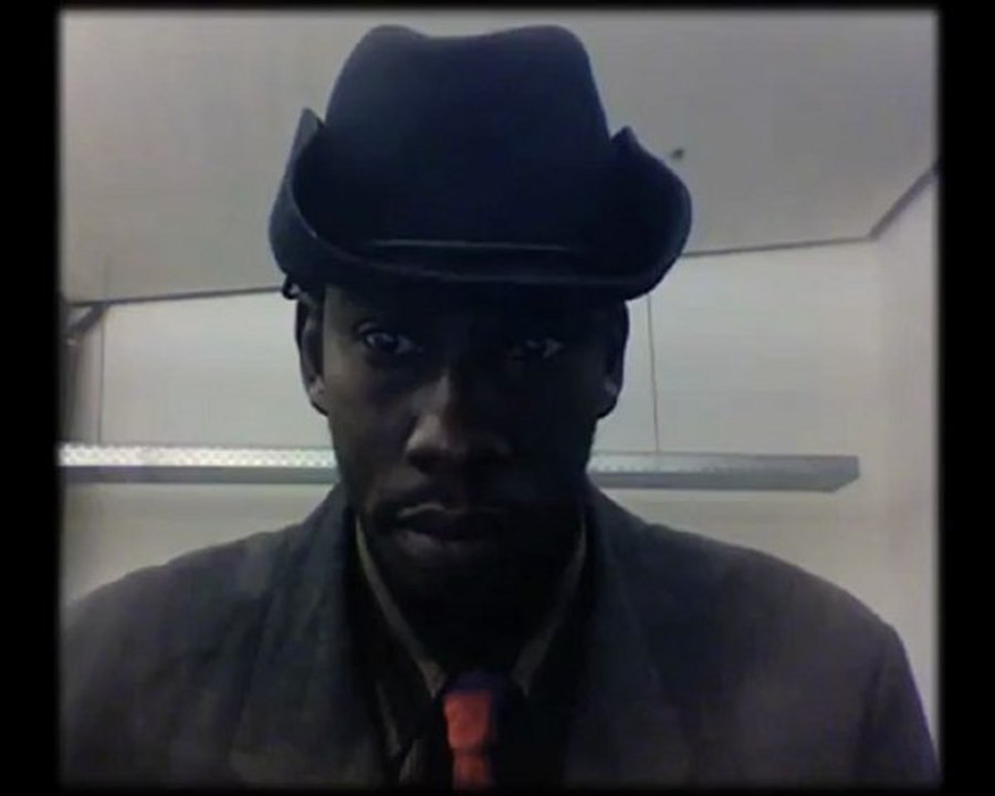 Mara Niang: Video 'Silence !!! I am Watching You'.