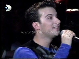 Bu kis ne olur sev beni