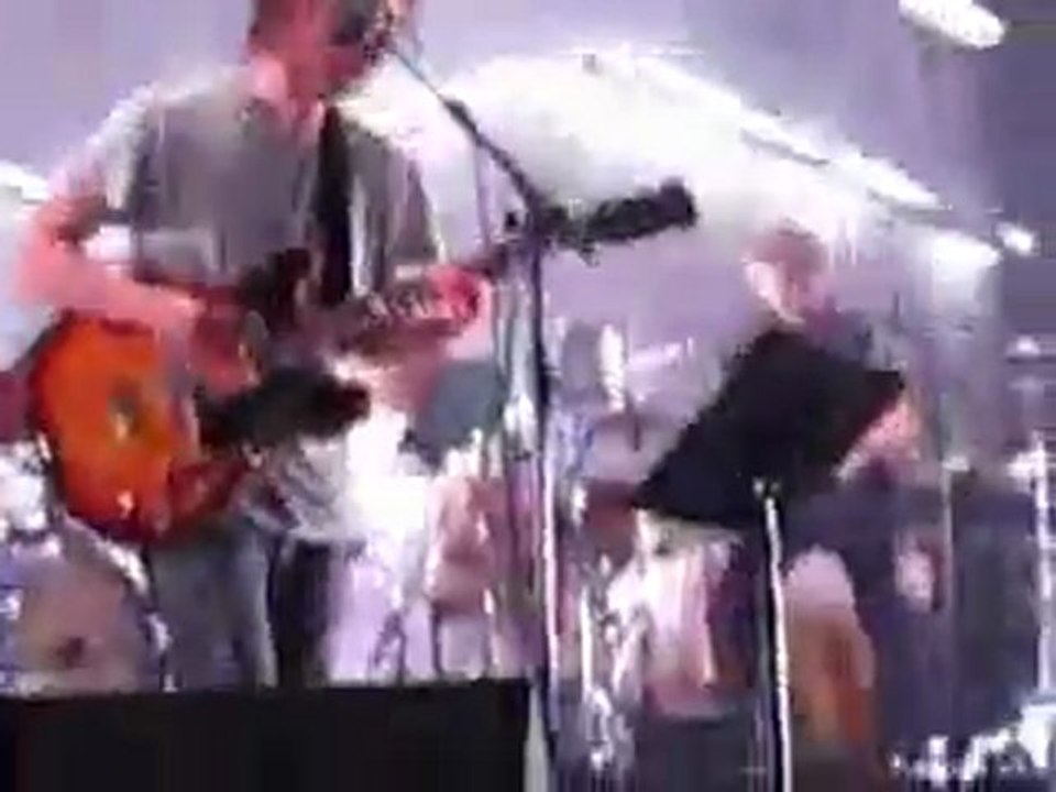 Thom Yorke / Atoms for Peace - LOVE WILL TEAR US APART