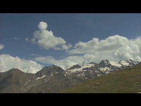 ♥♥♥ Between Clouds ♥♥♥