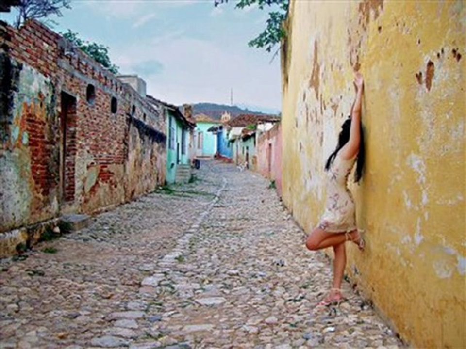 Maria Iakovou - Einai Kati Deili