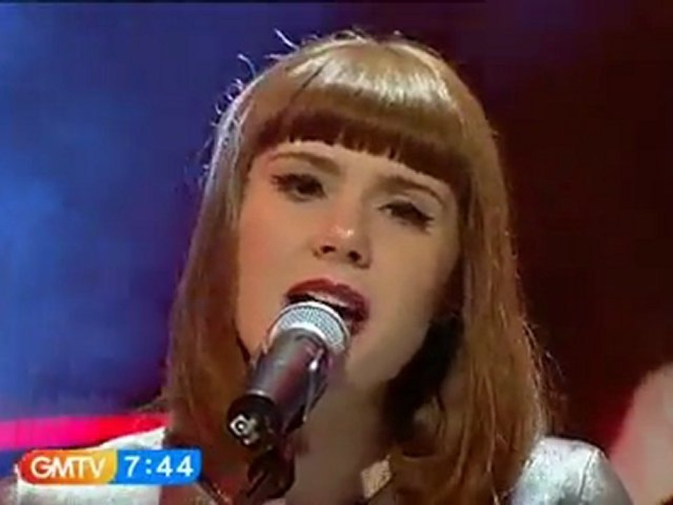 Kate Nash - Do Wah Doo (Live at GMTV)