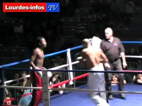 Edmond Mebenga contre Jonathan Duforeau Full Boxing Lourdes