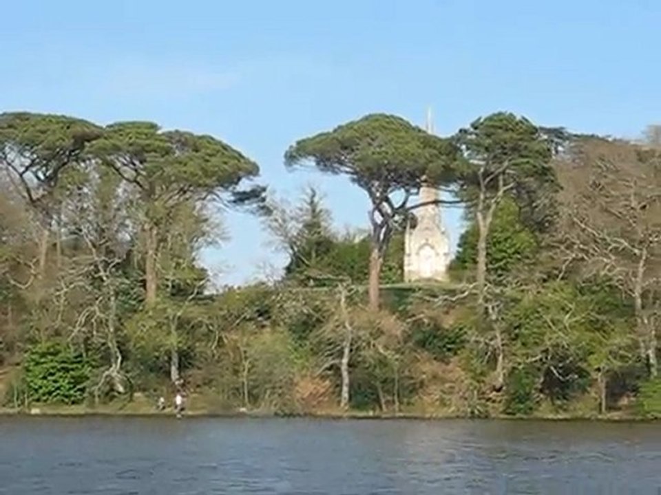 Sur l'Erdre : petite chapelle