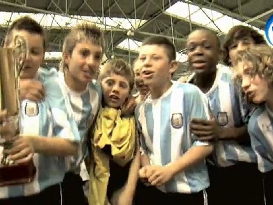 Le cri de victoire : L'ESCM jubile