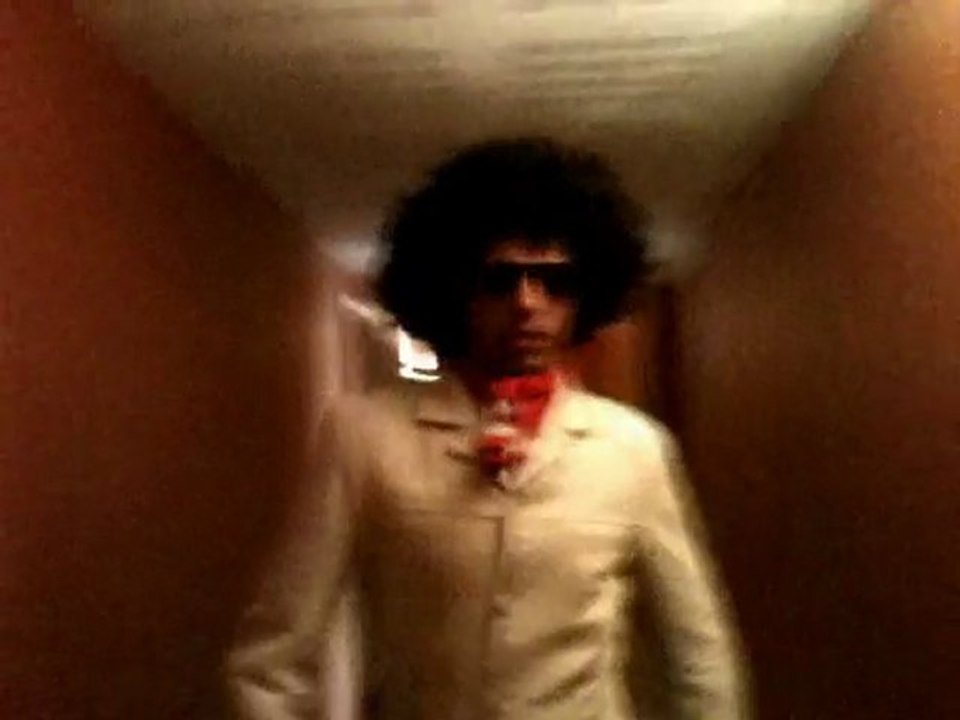 parodie pub alice by crunch