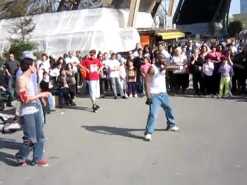 Spectacle de danse Hip-Hop Paris 2010 Tour eiffel