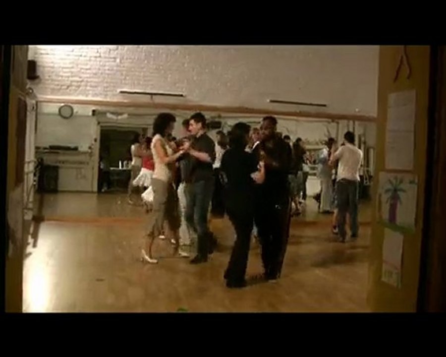 COURS DE SALSA AVEC KEVIN KIMBENGUI