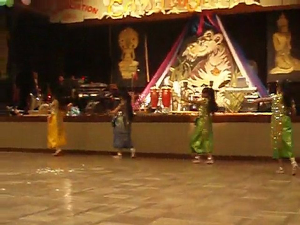 Nouvel an Khmer 2010 extrait 2