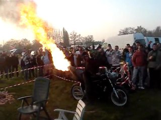 24h du mans 2010 la nuit tombe le démon s' éveille !!!!