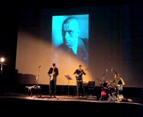 Tût - Dans l'baba @ Festival "Hors Cadre" 2010