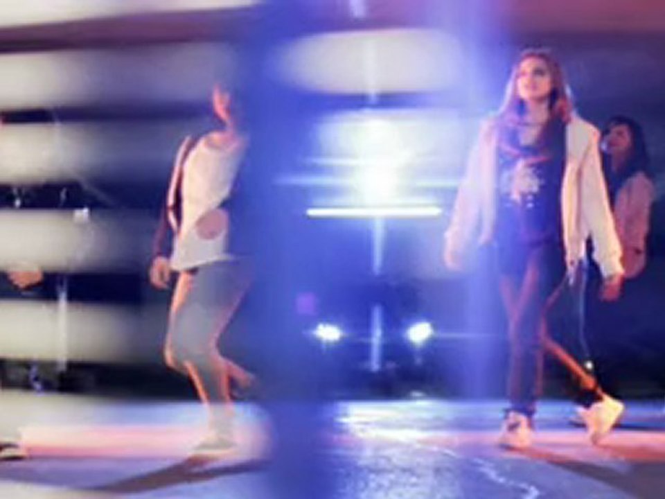 Kidtonik "Hey" - (Clip Officiel)