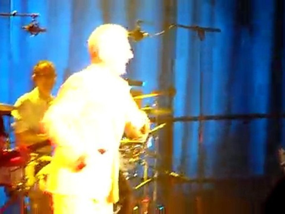 Dorothèe et jacky chante qu'il est bête olympia 2010