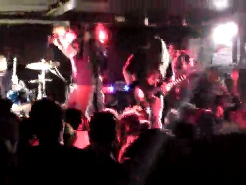 Cancer Bats 18/04/10 Batofar