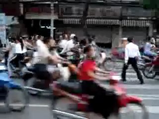 Traverser une rue dangereuse