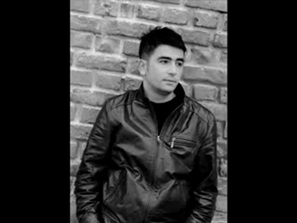 Onur Akgül -  Gurbet Elde Bir Hal Geldi Başıma