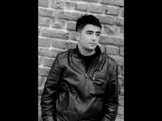 Onur Akgül - Bahçede Erik Dalı Çetin Akdeniz