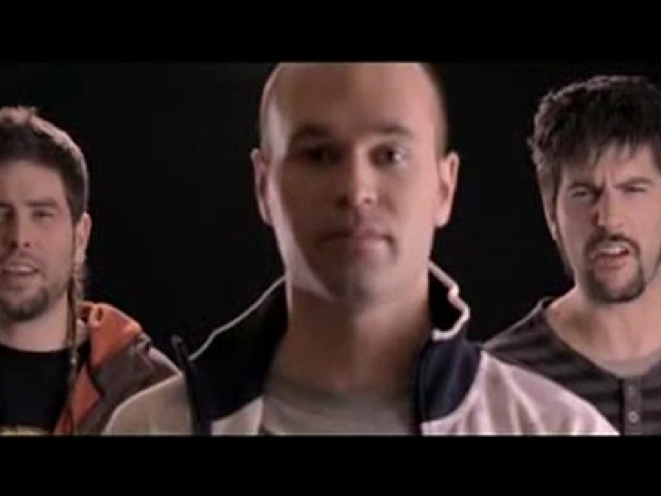 Forlán, Kun Agüero, Iniesta y Sergio Ramos cantan por Haití