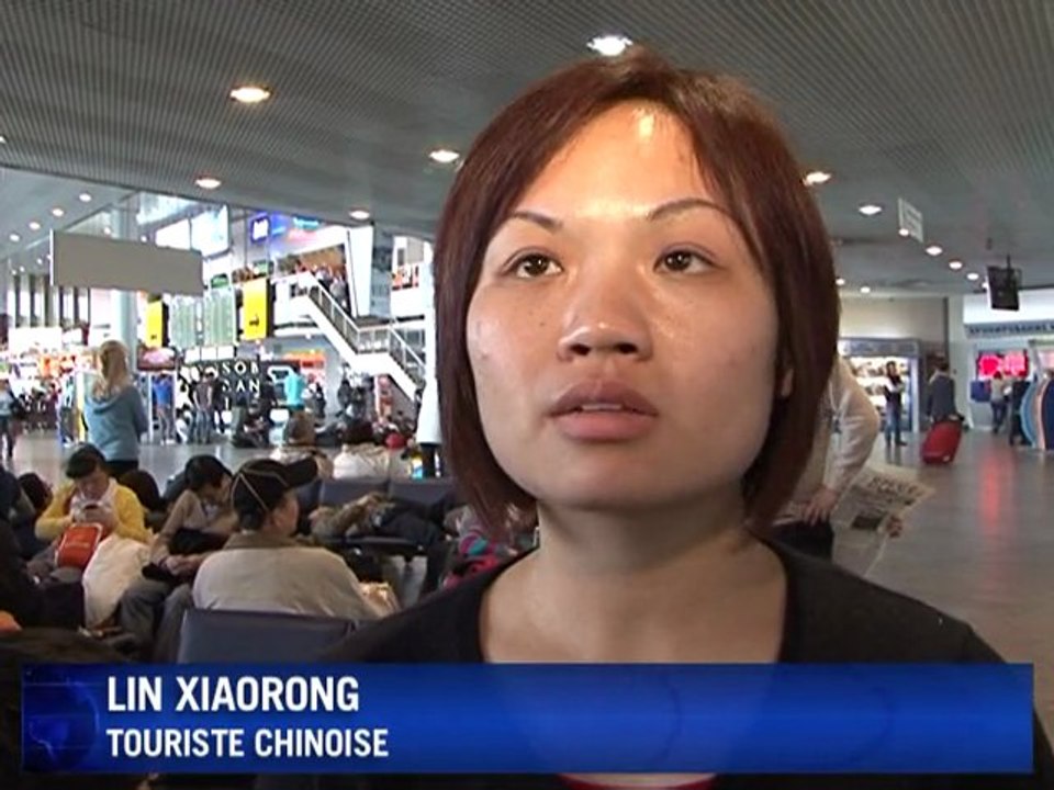 Trafic aérien perturbé en Europe: réactions de voyageurs