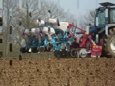 semi maïs 2010 a brecey(50)