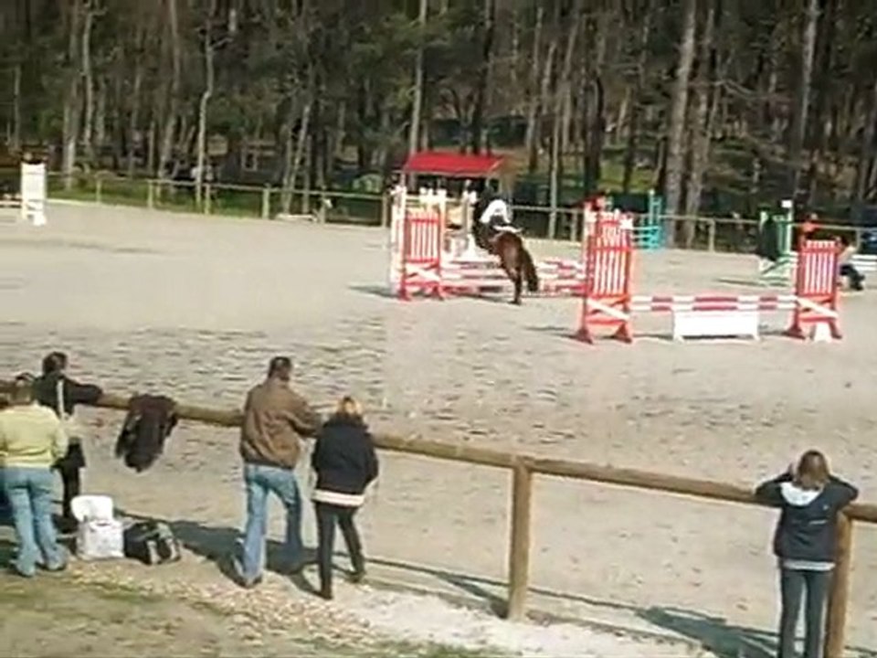 Fontainebleau 17/04/10  club poney 1 vitesse
