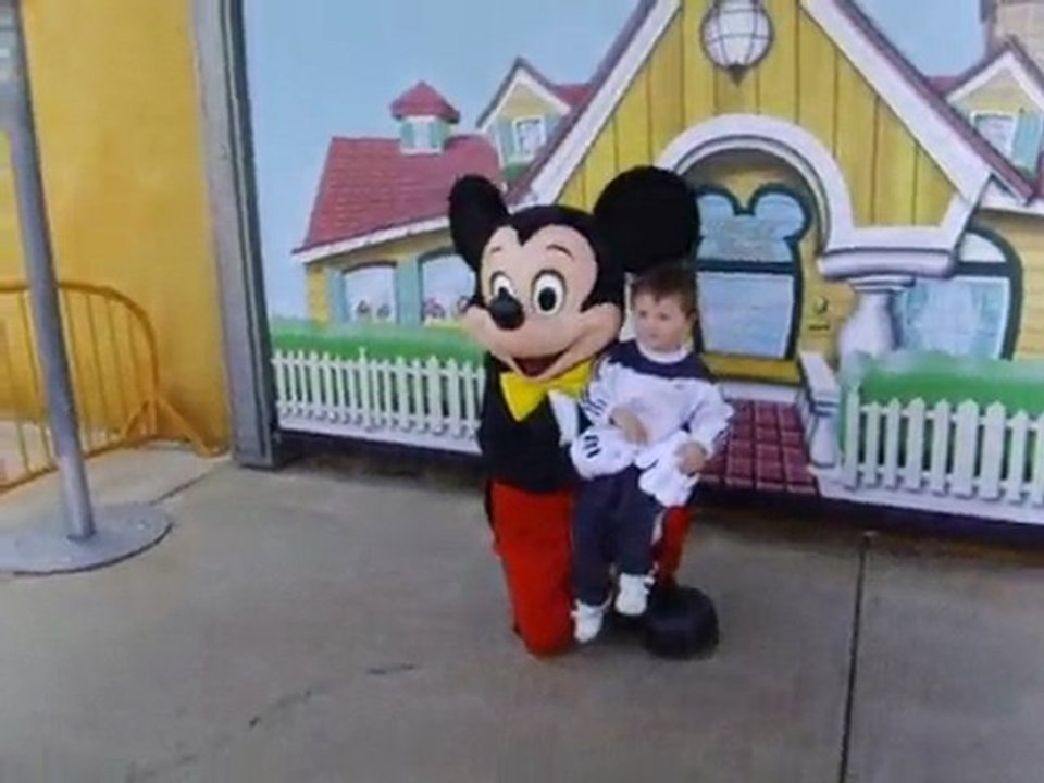Louis rencontre Mickey