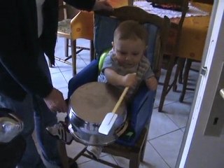 Tony qui fais de la musique