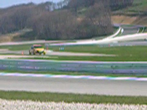 clio rs trophy circuit du laquais 18/04/10 (vue extérieur)