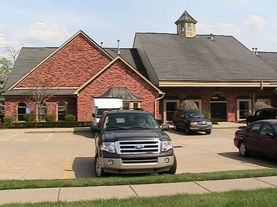 Shelby Township Michigan Chiropractor Dr. Picard Open House