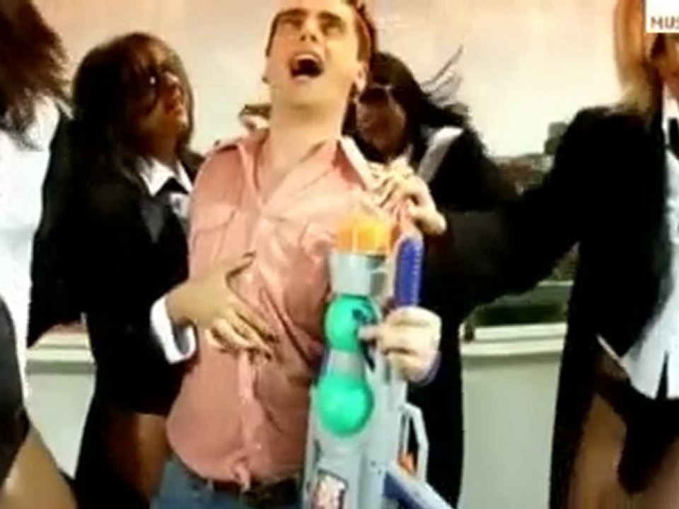 Tom Boxer feat Mike Diamondz ►Dancing