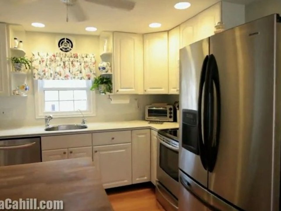 Milton, Massachusetts real estate & homes | 438 Canton Ave.