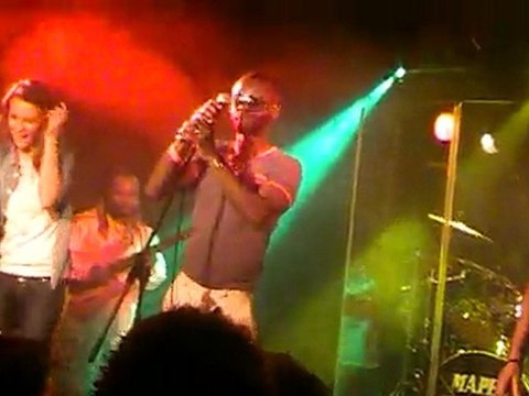 NONO MANZANZA AU GIBUS CLUBAVRIL 2010(la belle congolaise)