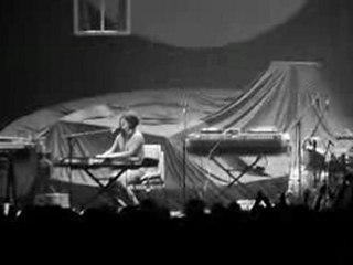 tourbillon de la vie - Premier partie MIKA 26 avril 2010