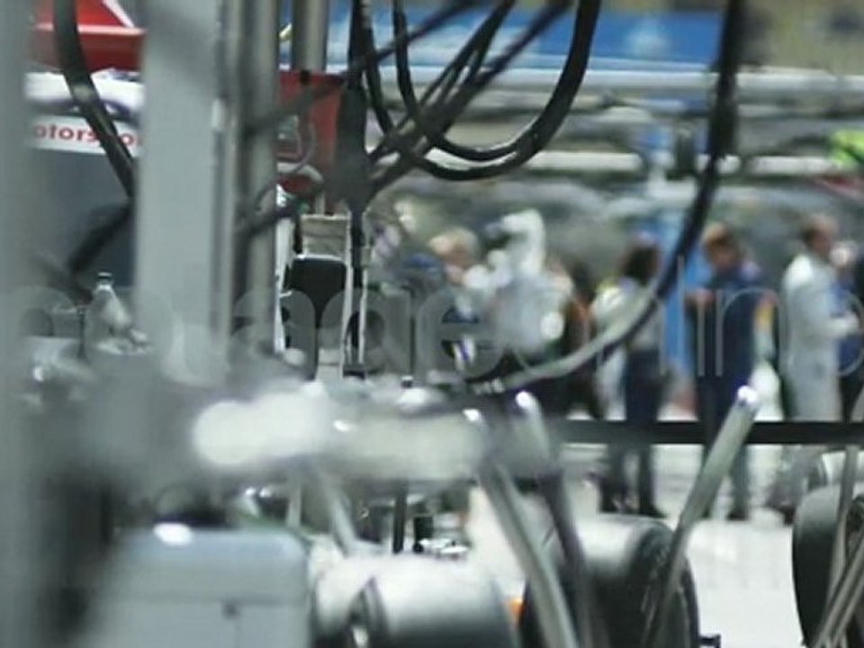 Stock Footage Car Racing - Footage-Online.de