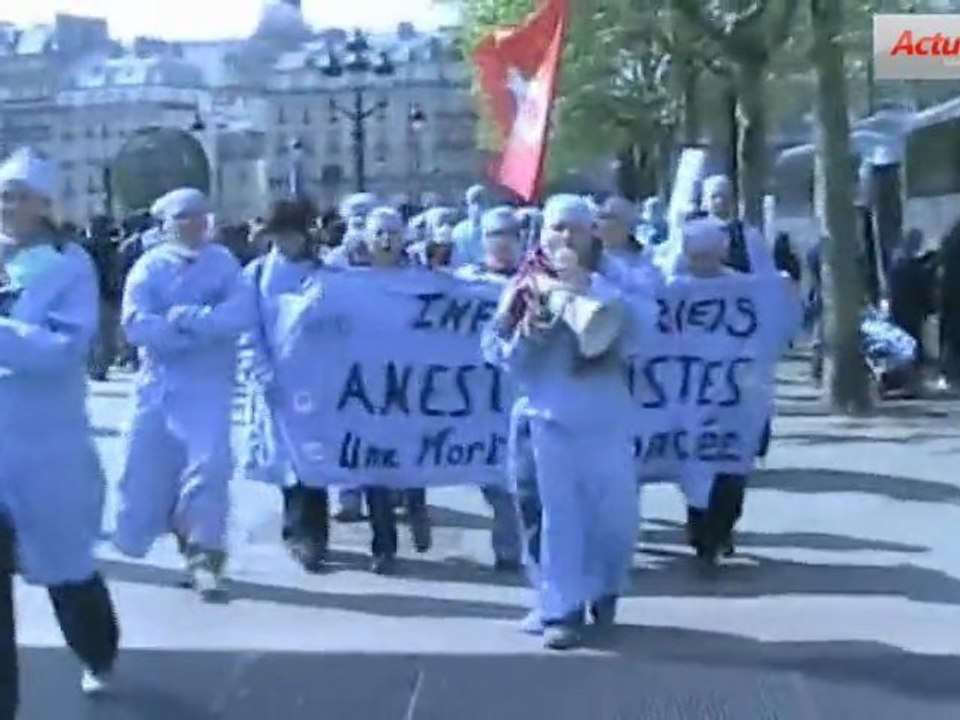 Opération coup de poing des infirmiers anesthésistes à Paris