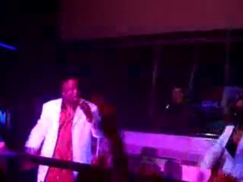 Kashif - I Just Gotta Have You Lover Turn Me On  (Live 2010)