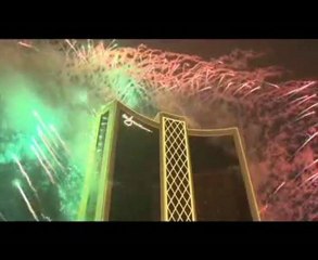 Encore Fireworks Spectacular Dazzles Macau
