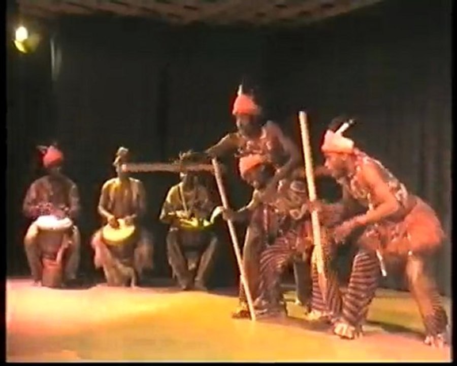 EXTRAIT SPECTACLE "NGIRIMISSA" /COMPAGNIE NGAMB'ART