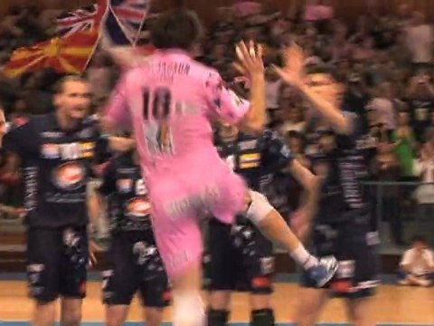 VOLLEY CLIP 1 ( 2009 / 2010) : Play-Off Sete-Tourcoing ALLER