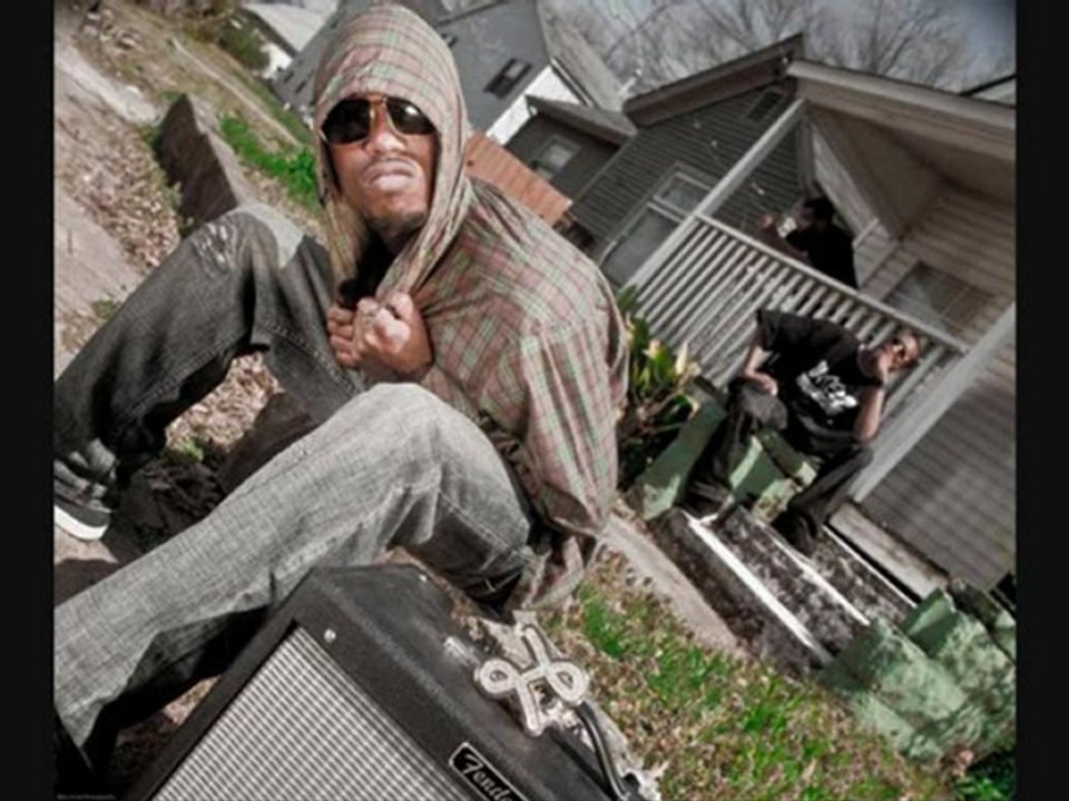 B.o.B - Airplanes Pt. II (Remix) (2010)