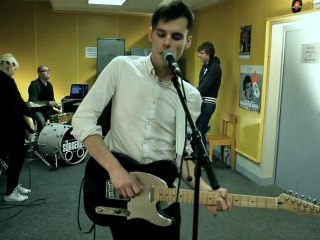 The Surgeries - Somebody Is Calling Me Love (Video Clip HD)