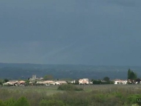 15/04/2009 18h Tornade ??