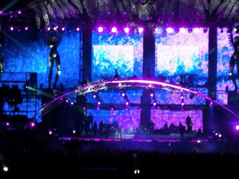 concert de jonnhy hallyday à bordeaux