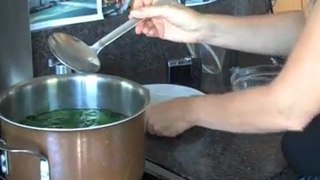 Parties That Cook Tip: How to Blanch Spinach