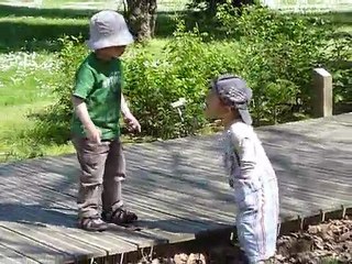 200410 yanis fait du quad avec papa