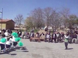 SABRİMI TAŞIRDIN POM POM LU KIZLAR