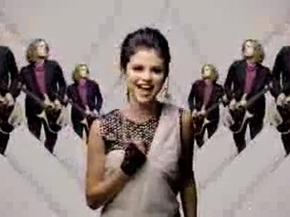 Selena Gomez  The Scene   Naturally